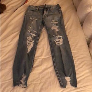 AE Destroyed Jeggings